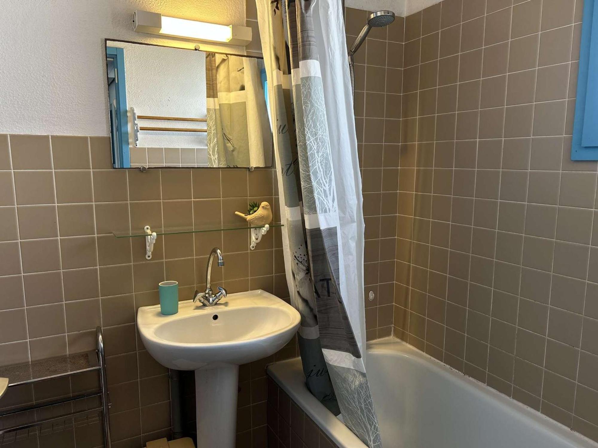 Studio Mezzanine A 200M Du Port Et De La Plage, Cour Privative, Parfait Pour 3 Personnes - Fr-1-224B-564 Нуармутье Экстерьер фото