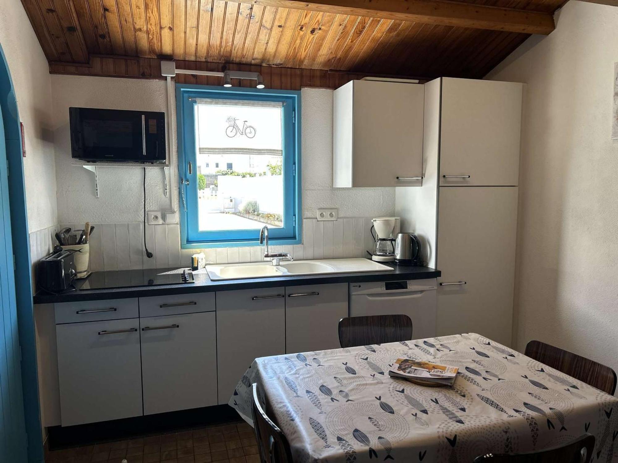 Studio Mezzanine A 200M Du Port Et De La Plage, Cour Privative, Parfait Pour 3 Personnes - Fr-1-224B-564 Нуармутье Экстерьер фото